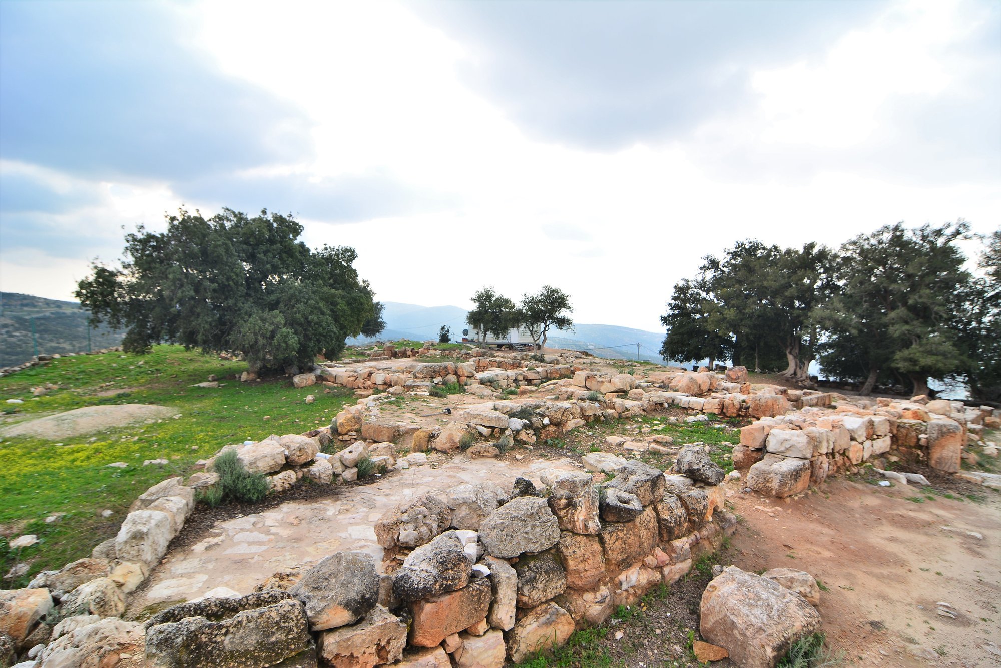 Church-of-St-Elijah-(upper-church)-2