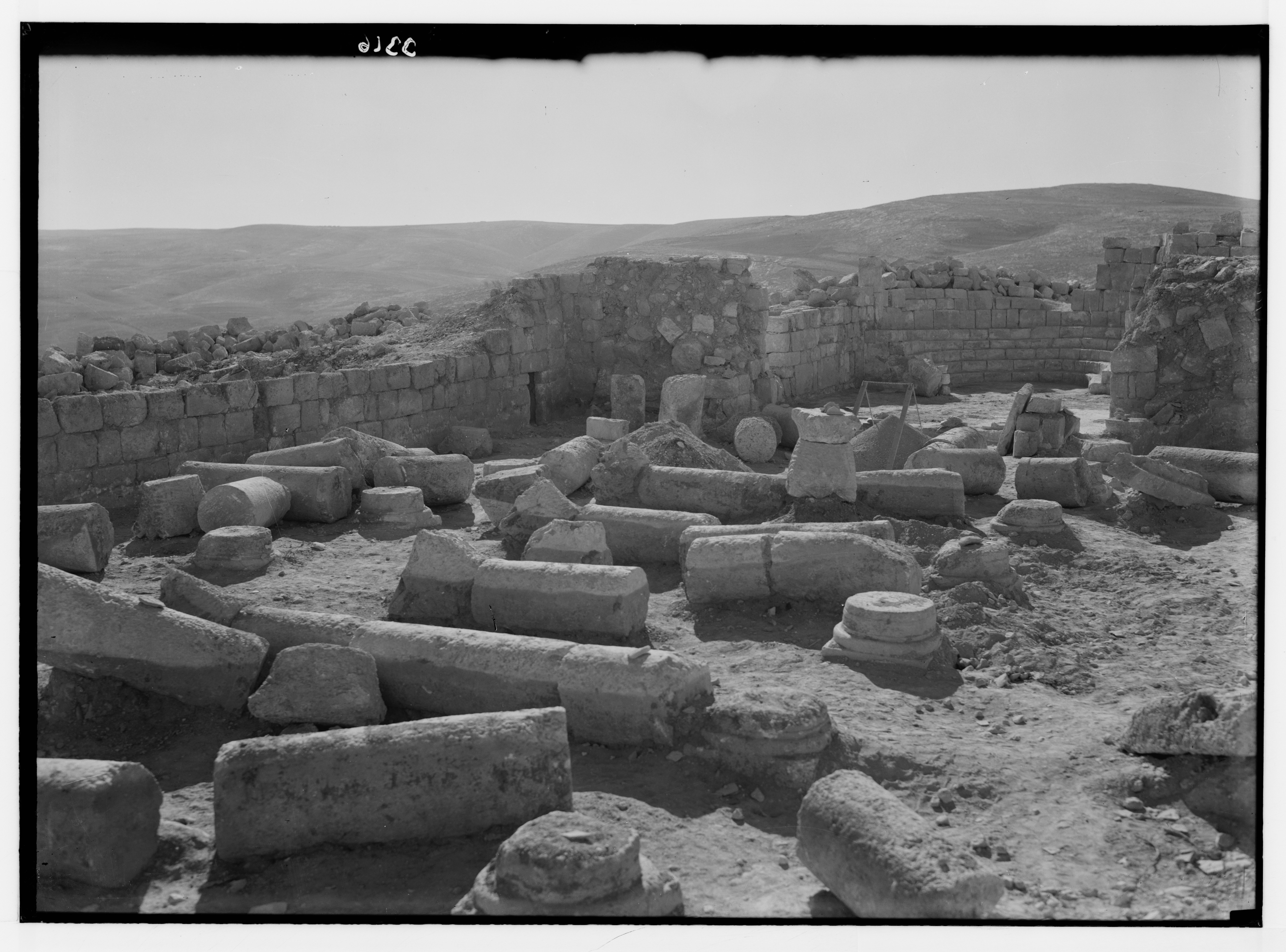 Mount_Nebo._Jebel_Nebba._Nebo,_Byzantine_basilica._Excavated_in_summer_of_1933_by_the_Franciscan_fathers_LOC_matpc.02730